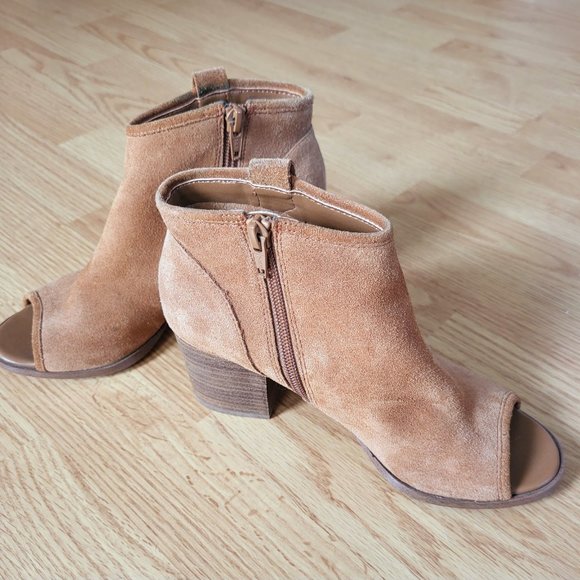 Aldo Fall Booties - Size 6 - Picture 4 of 6